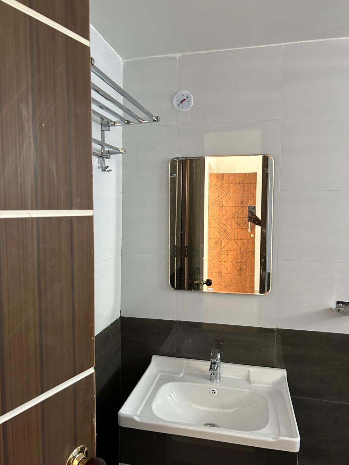 Sapphire Stayss Yelagiri Exterior foto