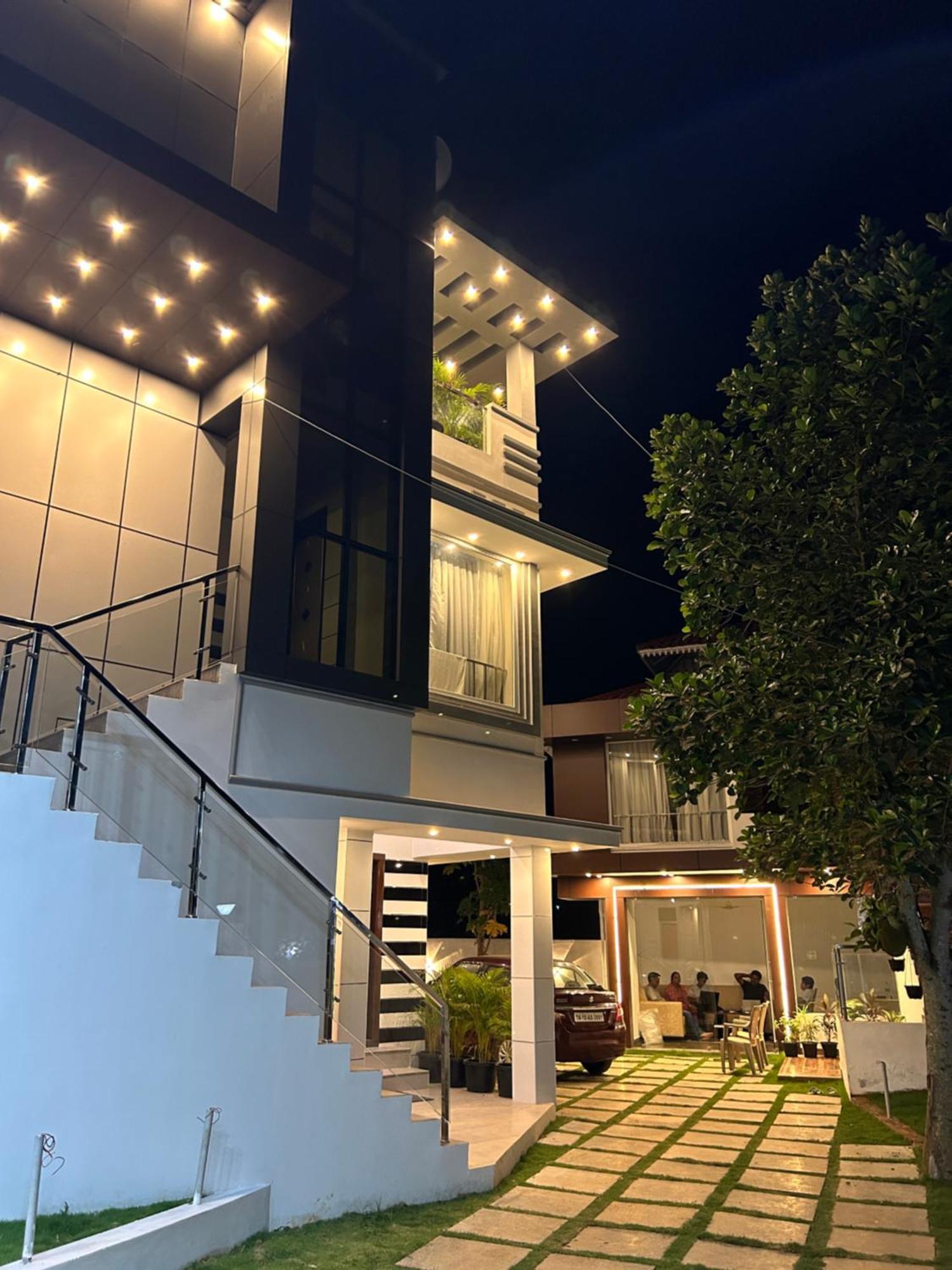 Sapphire Stayss Yelagiri Exterior foto